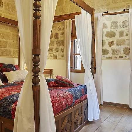 Helios Garden Boutique Apartments *