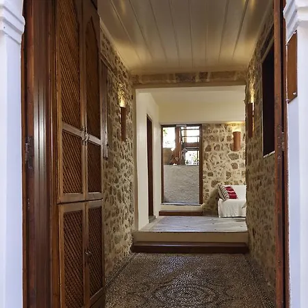 Helios Garden Boutique Apartments *