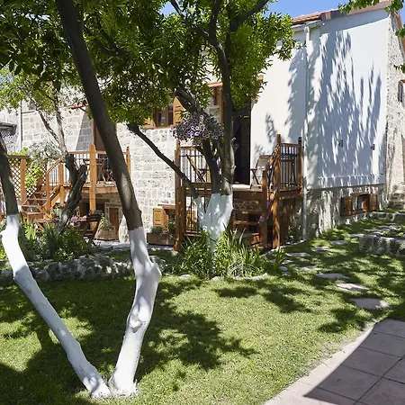 Helios Garden Boutique Apartments