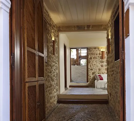 Helios Garden Boutique *