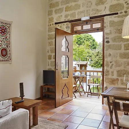 Helios Garden Boutique Appartement *